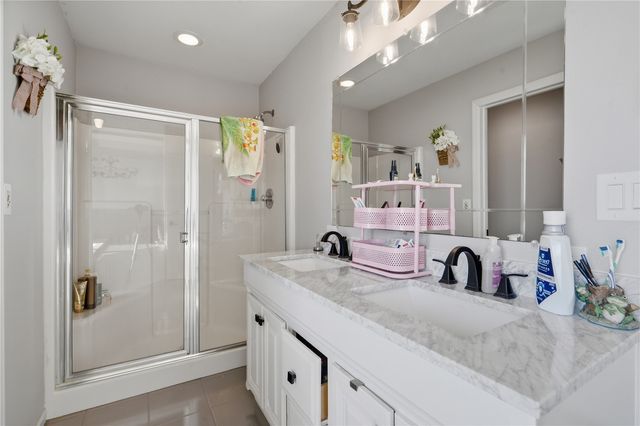 1595 Valentine Circle, Marion, IA 52302