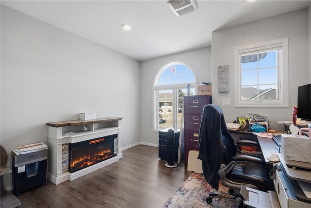 1595 Valentine Circle, Marion, IA 52302