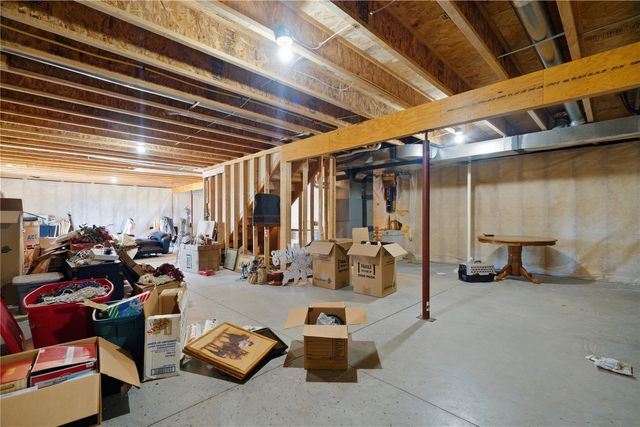 1595 Valentine Circle, Marion, IA 52302