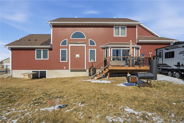 1595 Valentine Circle, Marion, IA 52302