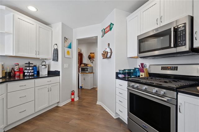 1595 Valentine Circle, Marion, IA 52302