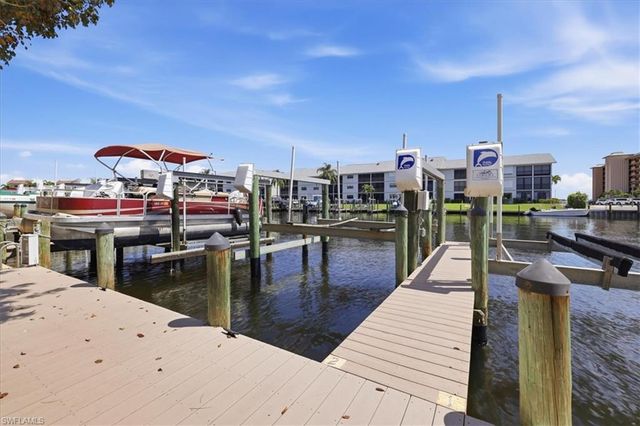 4231 SE 19th PL 2J, Cape Coral, FL 33904