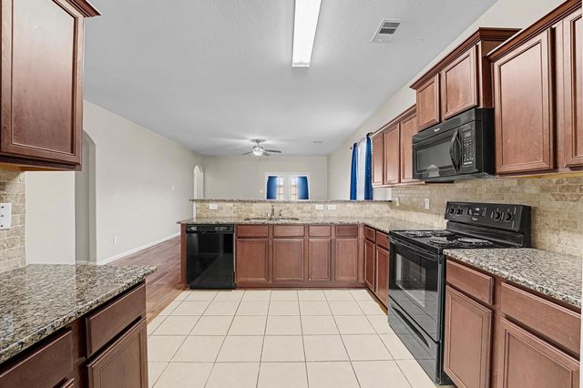 5114 Harbor Palm Drive, Rosenberg, TX 77469