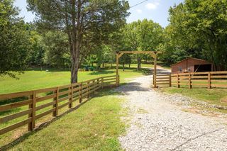 394 Young Hollow Rd, Pulaski, TN 38478