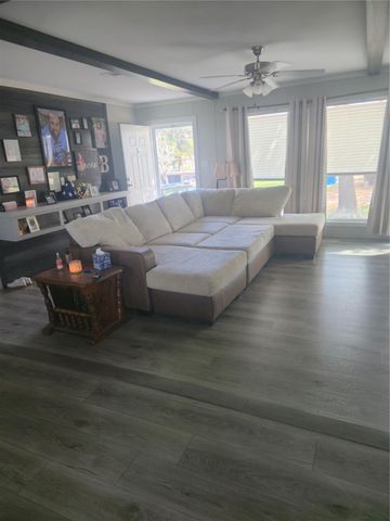 10211 Fm 1458, Sealy, TX 77474