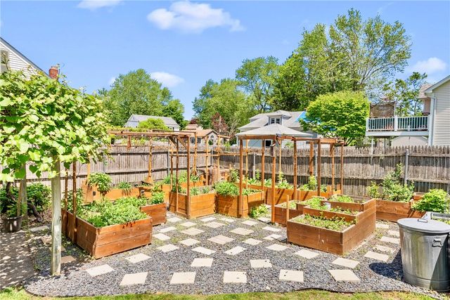71 Plymouth Street, Cranston, RI 02920