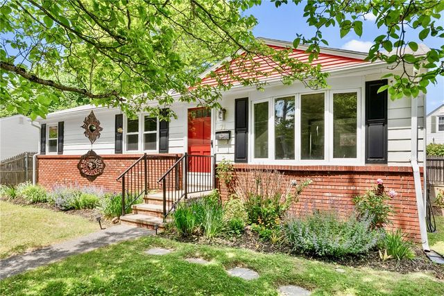 71 Plymouth Street, Cranston, RI 02920
