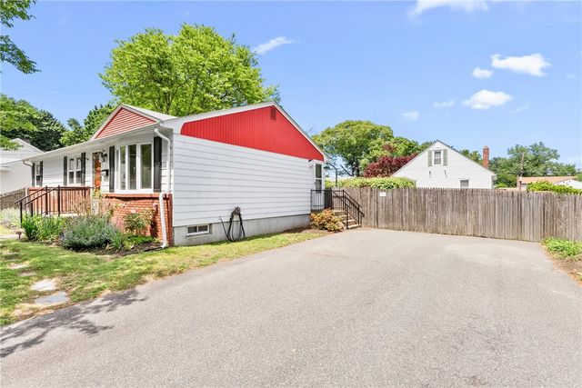 71 Plymouth Street, Cranston, RI 02920