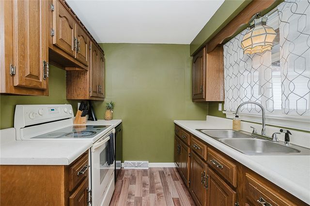 631 6th Ave, Ford City Boro, PA 16226