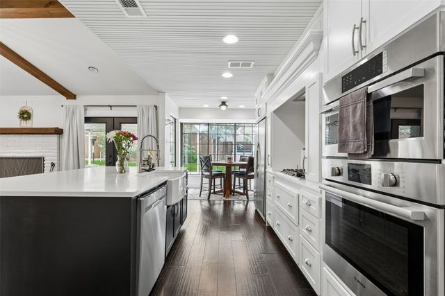 2808 Reedcroft Drive, Farmers Branch, TX 75234