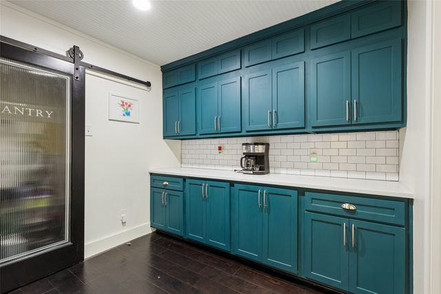 2808 Reedcroft Drive, Farmers Branch, TX 75234