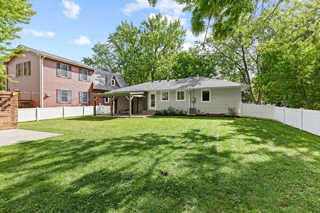 409 Westminster Avenue SW, Watertown, MN 55388