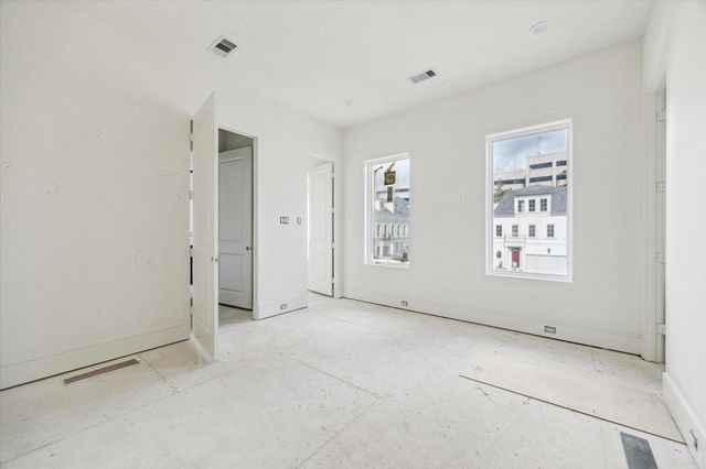 19 Wentworth Gate Path, Houston, TX 77027