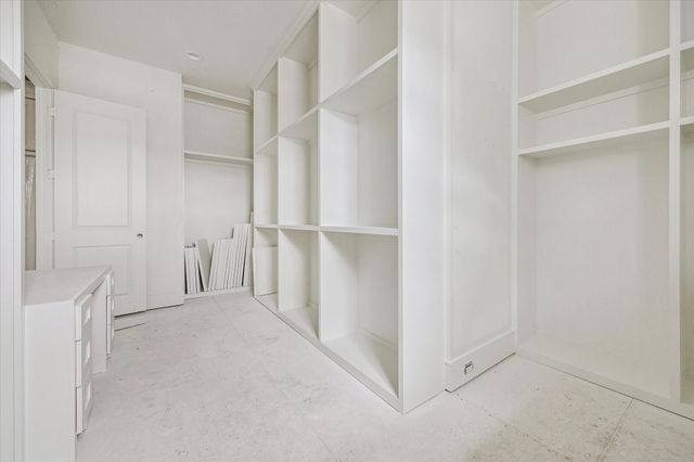 19 Wentworth Gate Path, Houston, TX 77027