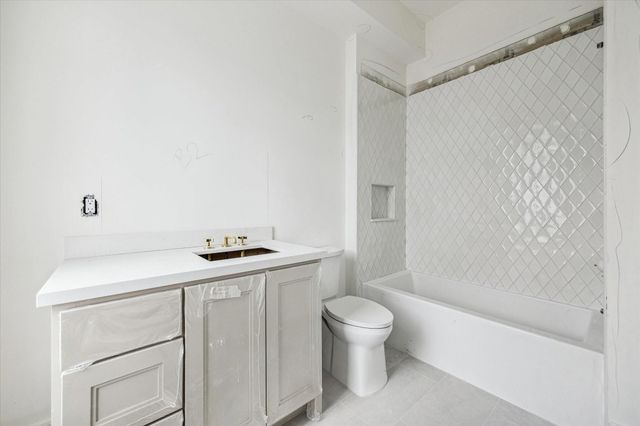 19 Wentworth Gate Path, Houston, TX 77027