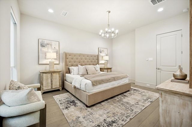 19 Wentworth Gate Path, Houston, TX 77027