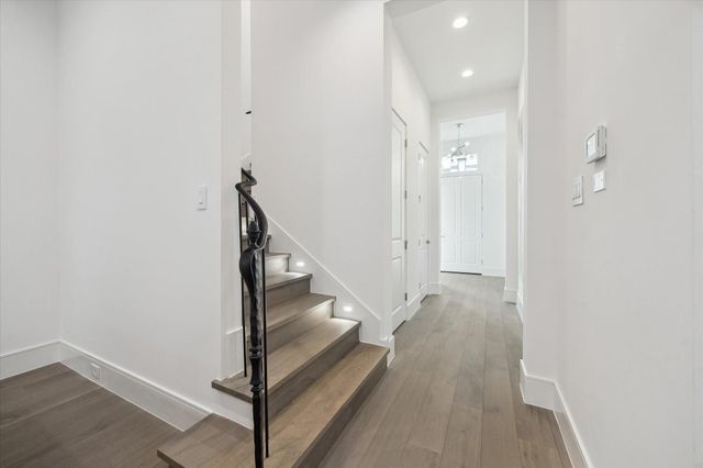 19 Wentworth Gate Path, Houston, TX 77027