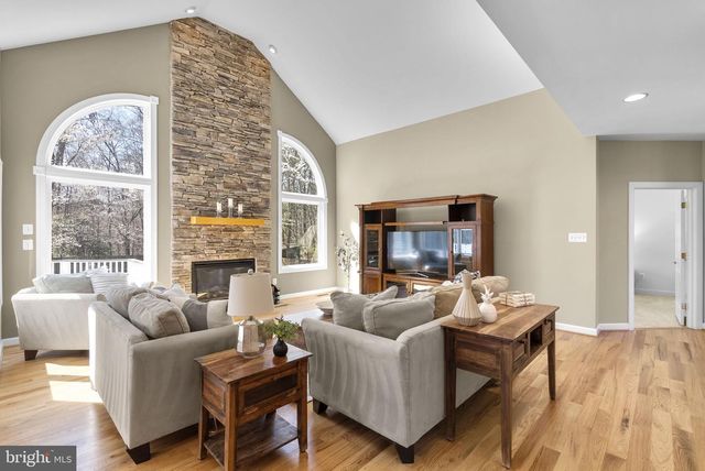 10421 WINDSOR VIEW DR, Potomac, MD 20854