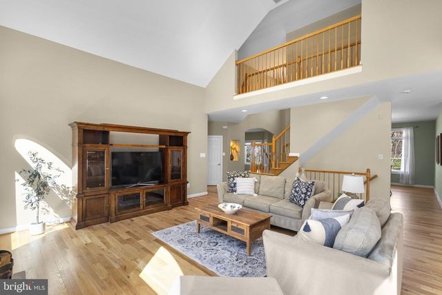 10421 WINDSOR VIEW DR, Potomac, MD 20854