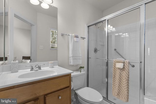 10421 WINDSOR VIEW DR, Potomac, MD 20854