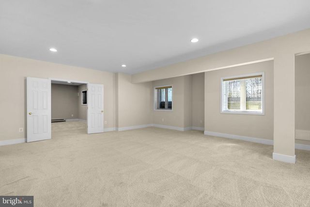 10421 WINDSOR VIEW DR, Potomac, MD 20854