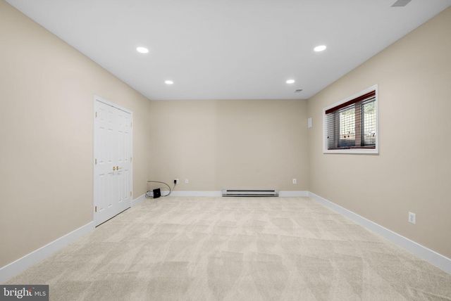 10421 WINDSOR VIEW DR, Potomac, MD 20854