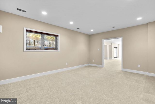 10421 WINDSOR VIEW DR, Potomac, MD 20854