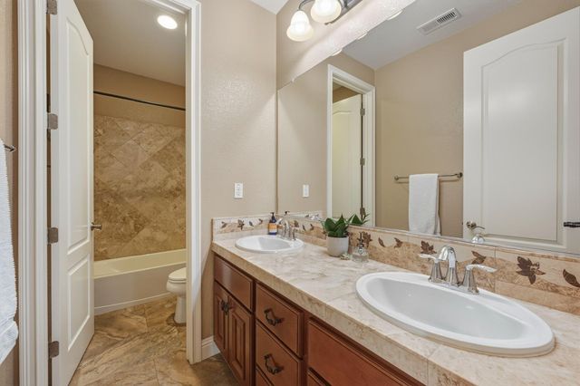 235 Almond Ridge Ct, El Dorado Hills, CA 95762