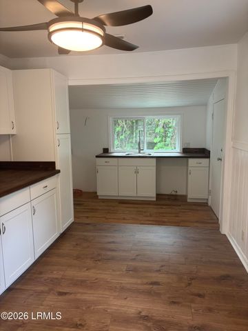 392 N Main Street, Brunson, SC 29911