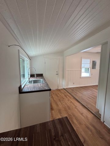 392 N Main Street, Brunson, SC 29911
