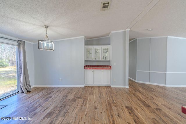 541462 LEM TURNER Road, Callahan, FL 32011