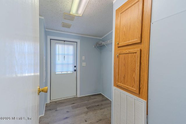 541462 LEM TURNER Road, Callahan, FL 32011