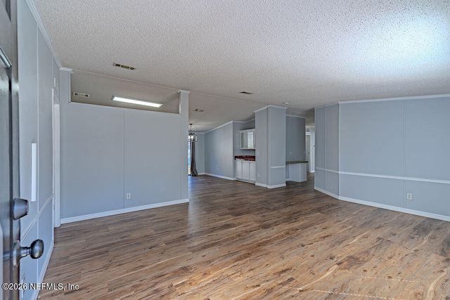 541462 LEM TURNER Road, Callahan, FL 32011