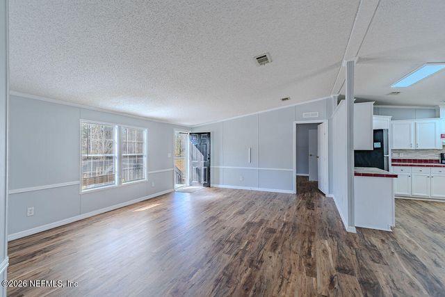 541462 LEM TURNER Road, Callahan, FL 32011