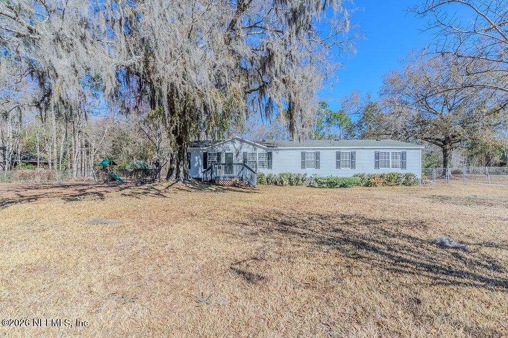 541462 LEM TURNER Road, Callahan, FL 32011