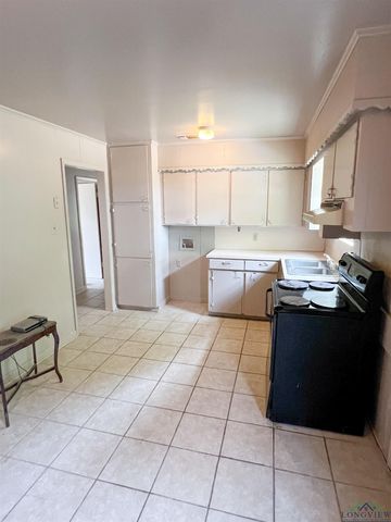 2211 Randolph, Marshall, TX 75672