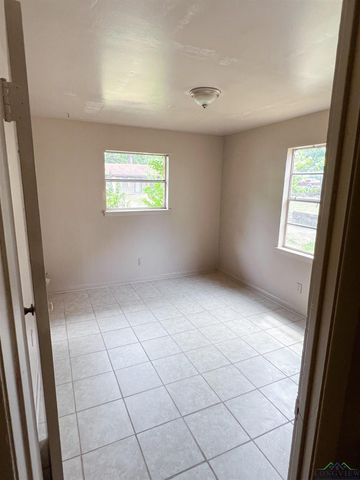 2211 Randolph, Marshall, TX 75672