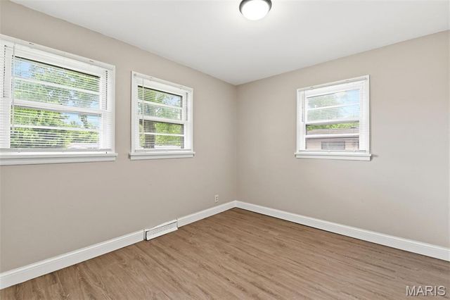 9607 Harold Drive, St Louis, MO 63134