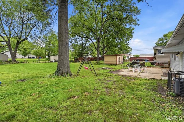 9607 Harold Drive, St Louis, MO 63134