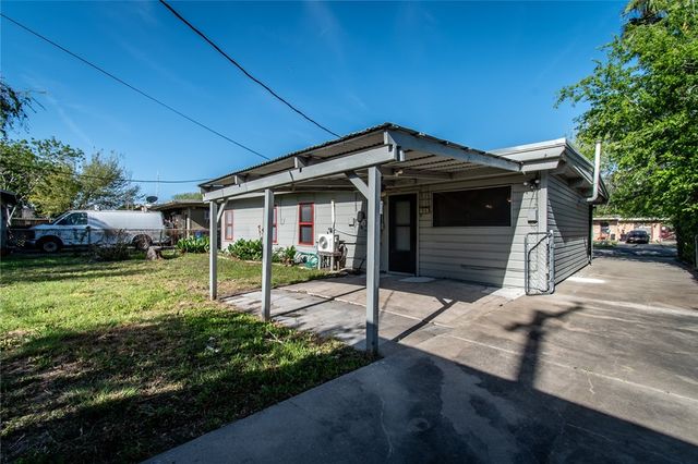 1210 Bernice Dr, Corpus Christi, TX 78412