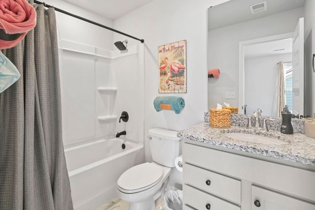 5872 Whitebark Dr., Myrtle Beach, SC 29577