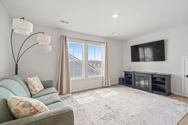 5872 Whitebark Dr., Myrtle Beach, SC 29577