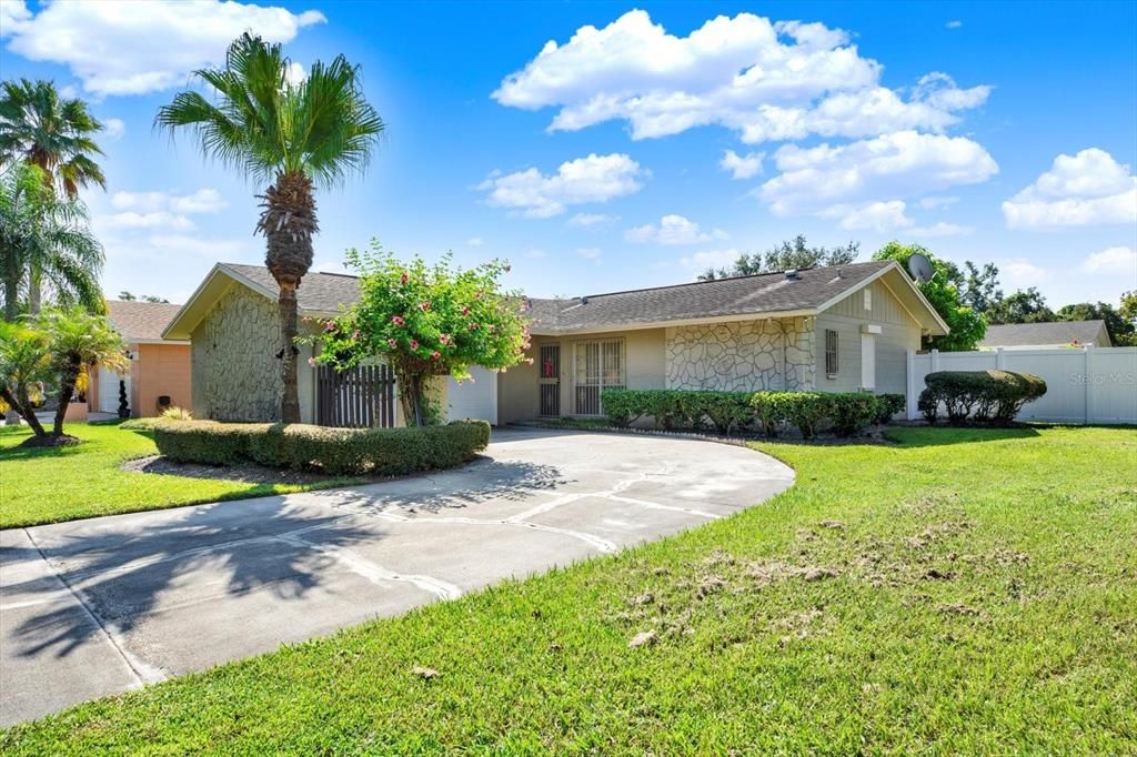 5430 RIPPLE CREEK DRIVE, Tampa, FL 33625