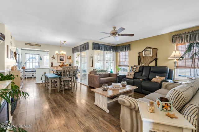 60 Westgate Place, Manchester, NJ 08759