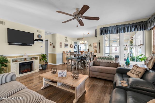 60 Westgate Place, Manchester, NJ 08759