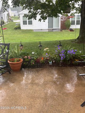 60 Westgate Place, Manchester, NJ 08759