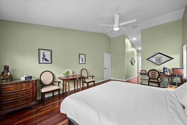 10233 Allamanda Circle, Palm Beach Gardens, FL 33410