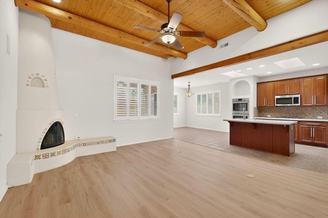 910 Mountain Phlox Way, Bernalillo, NM 87004