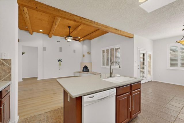 910 Mountain Phlox Way, Bernalillo, NM 87004