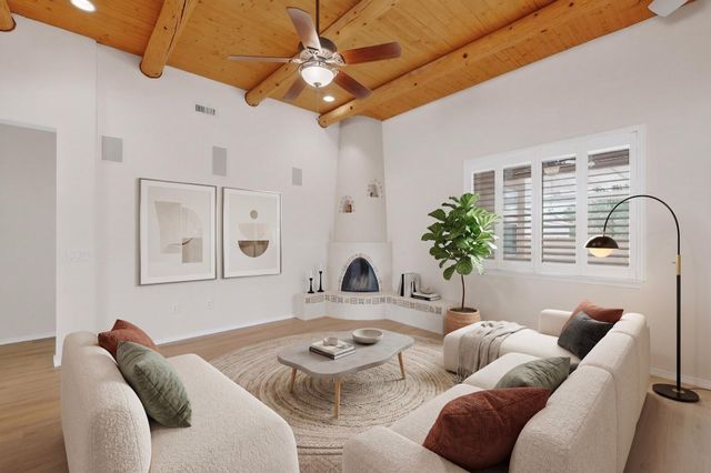910 Mountain Phlox Way, Bernalillo, NM 87004